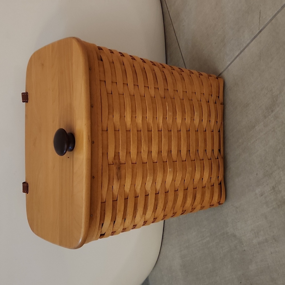 Longaberger Large Mail Basket with Leather Connectors 2000